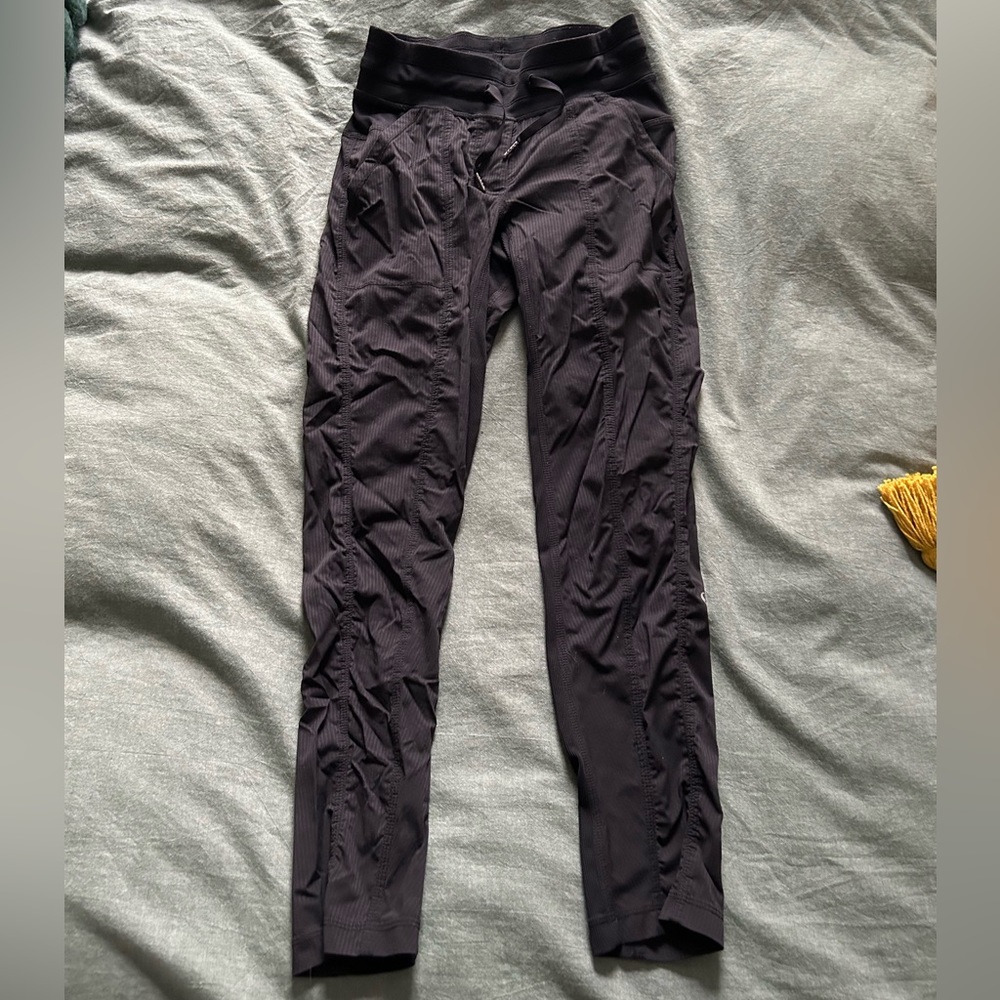 Lululemon street to studio pant cropped